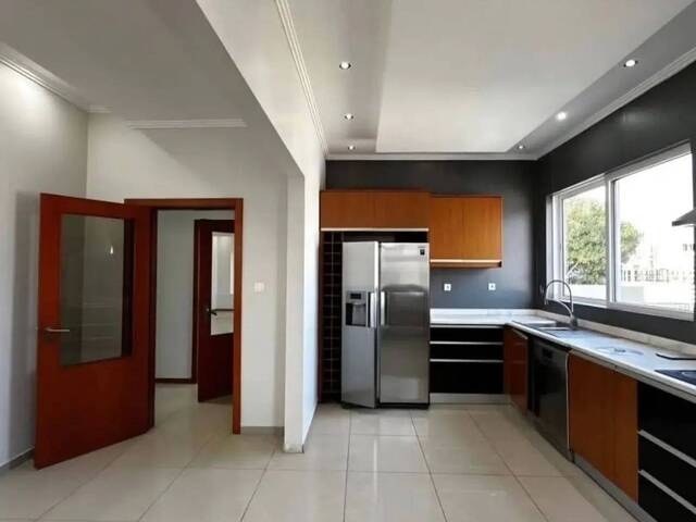 Casa para Arrendamento em Maputo - 4