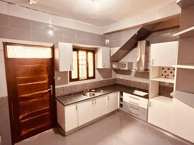 Casa para Arrendamento em Maputo - 2