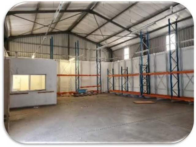 #5588 - Depósito para Venda em Maputo - Maputo