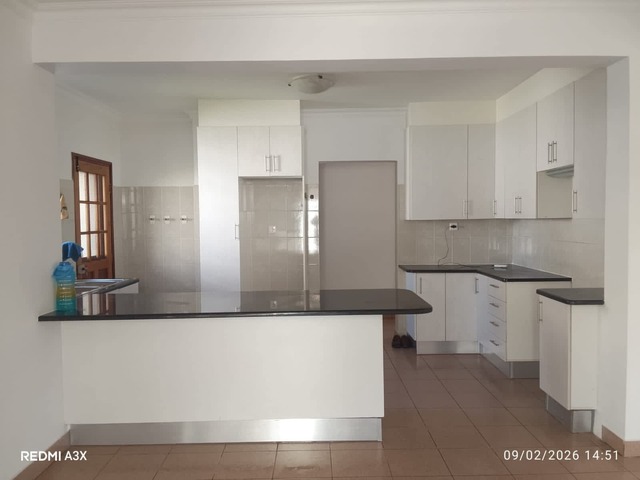 Casa para Arrendamento em Maputo - 3