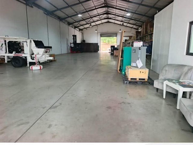 #5662 - Depósito para Venda em Maputo - Maputo