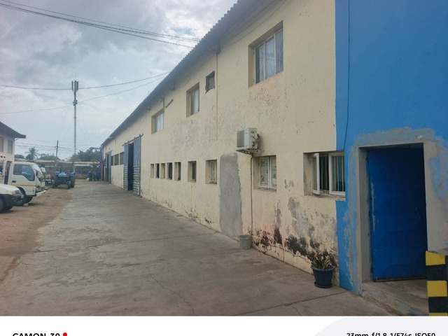 #5704 - Sala para Venda em Maputo - Maputo