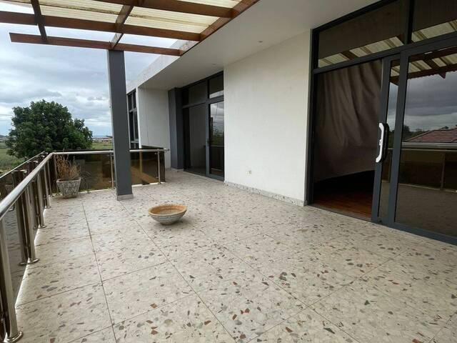 Casa para Arrendamento em Maputo - 2