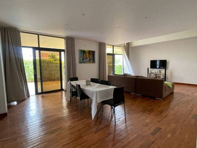 Casa para Arrendamento em Maputo - 4