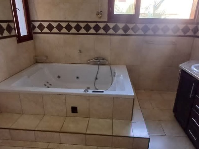 Casa para Arrendamento em Maputo - 4