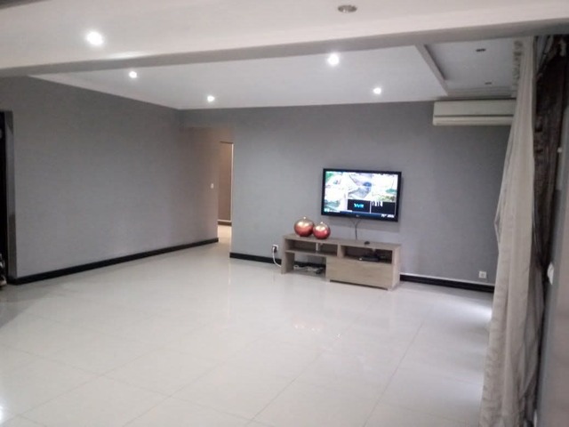 Casa para Arrendamento em Maputo - 3