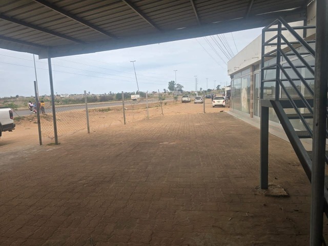 Loja para Venda em Maputo - 4
