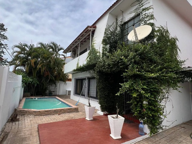 Casa para Arrendamento em Maputo - 2