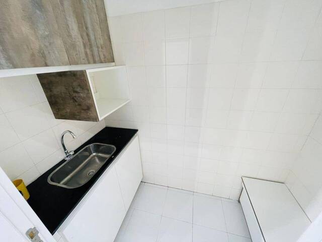 #6152 - Loja para Venda em Maputo - Maputo