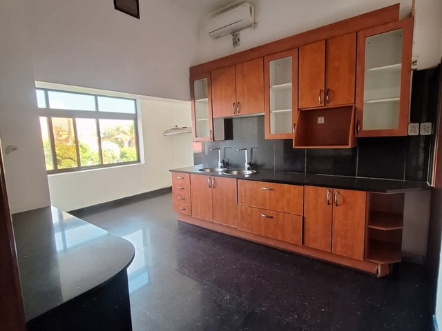 Apartamento para Arrendamento em Maputo - 5