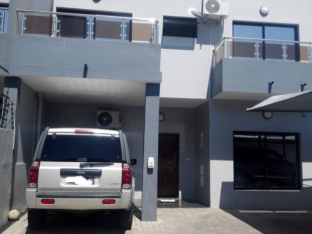 Casa para Arrendamento em Maputo - 2