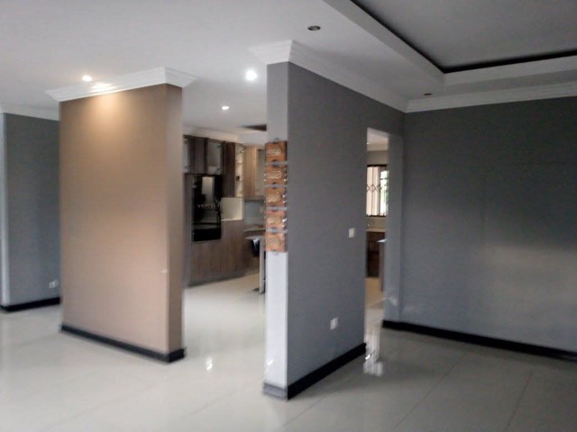 Casa para Arrendamento em Maputo - 2
