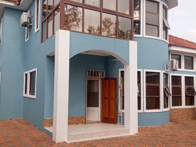 #6241 - Casa para Venda em Maputo - Maputo