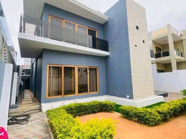 #6253 - Casa para Venda em Maputo - Maputo