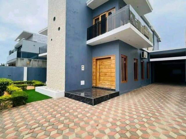 #6253 - Casa para Venda em Maputo - Maputo