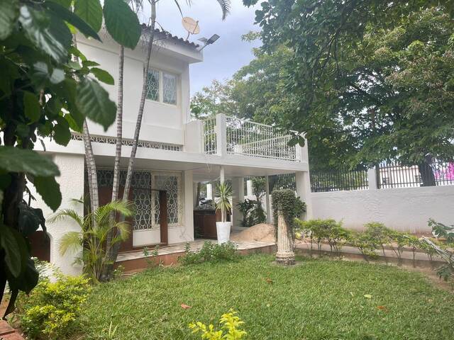 #6303 - Casa para Arrendamento em Maputo - Maputo