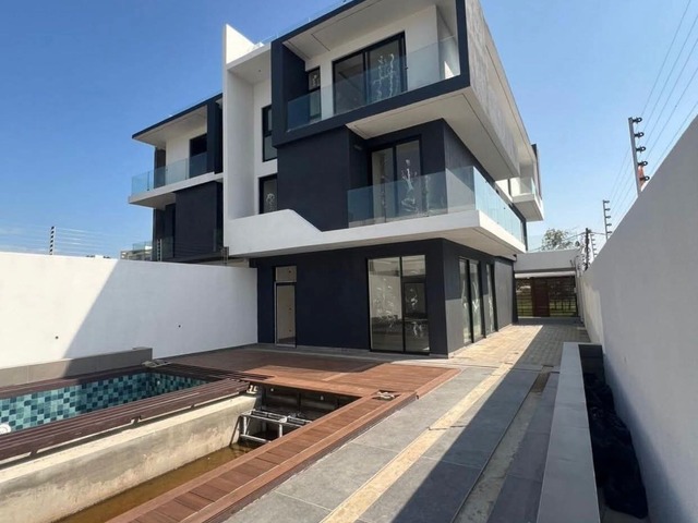 #6351 - Casa para Venda em Maputo - Maputo