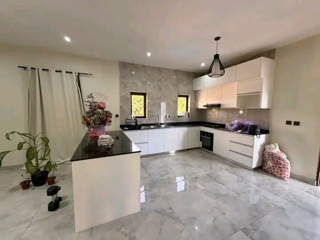 Casa para Arrendamento em Maputo - 4