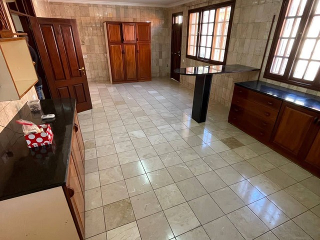 Casa para Arrendamento em Maputo - 4