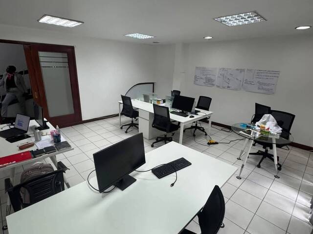 Venda em POLANA CIMENTO A - Maputo