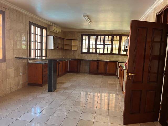 Casa para Arrendamento em Maputo - 2