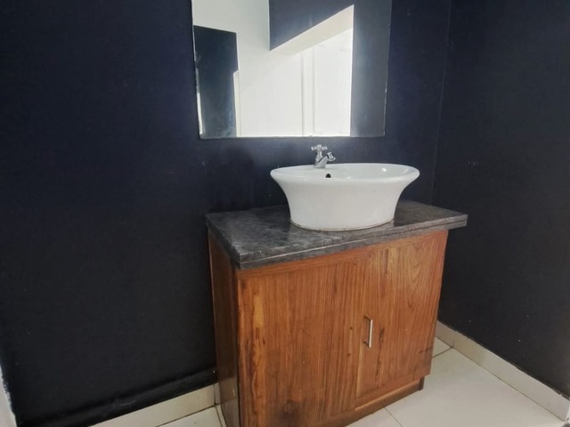 Loja para Venda em Maputo - 5
