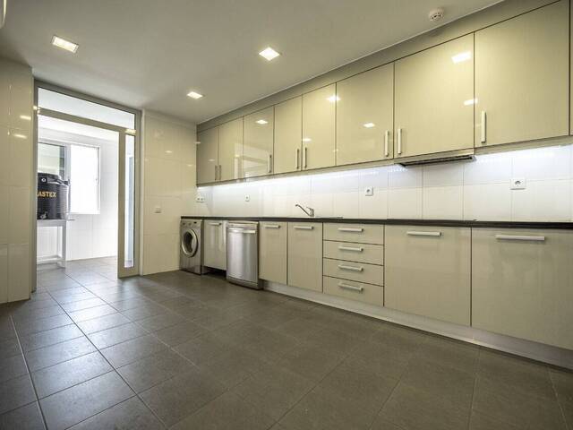 Apartamento para Arrendamento em Maputo - 4