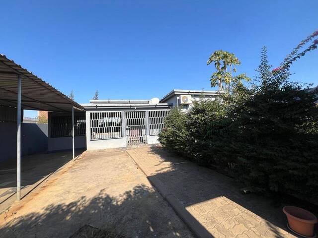 Casa para Arrendamento em Maputo - 4