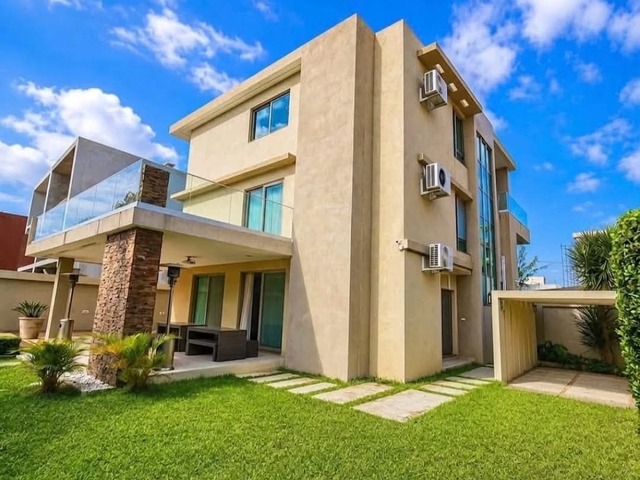 Casa para Arrendamento em Maputo - 2