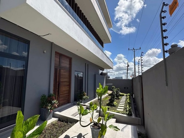 Casa para Arrendamento em Maputo - 2