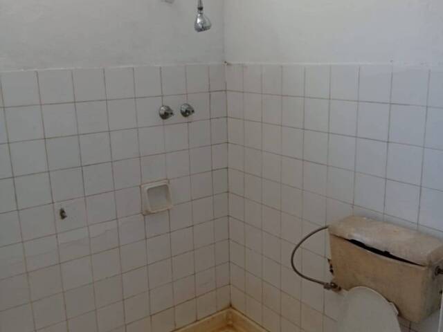 Conjunto Comercial para Arrendamento em Maputo - 3