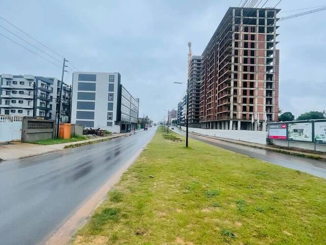 Venda em SOMMERSHIELD 2 - Maputo