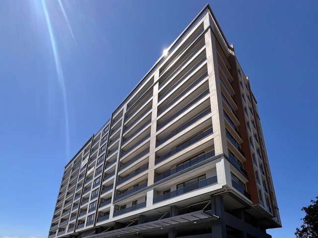 Venda em SOMMERSHIELD 2 - Maputo