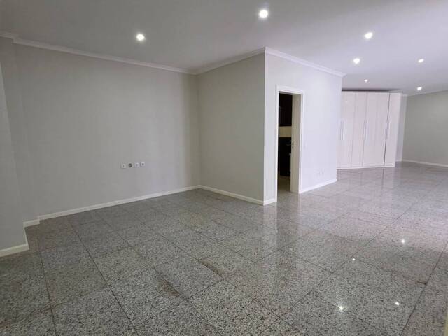 Apartamento para Arrendamento em Maputo - 4