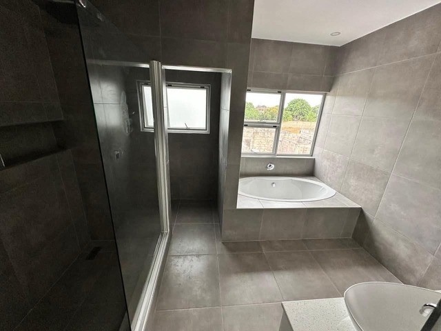 #7309 - Casa para Venda em Maputo - Maputo