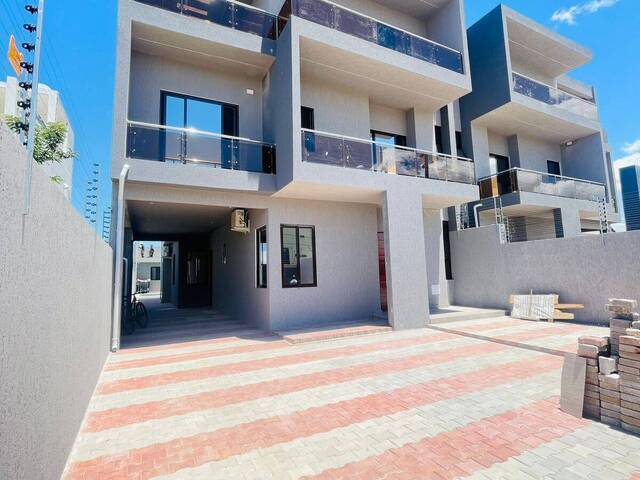 #7332 - Casa para Venda em Maputo - Maputo