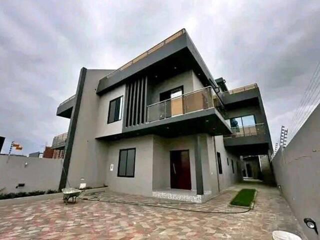 #7335 - Casa para Venda em Maputo - Maputo