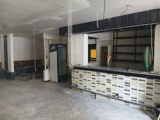 Ponto Comercial para Arrendamento em Maputo - 4