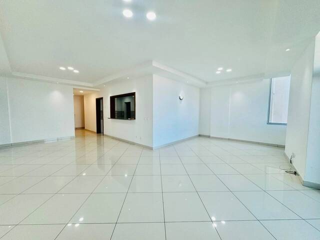 Apartamento para Arrendamento em Maputo - 2