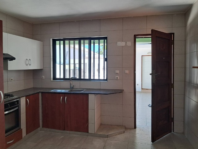 Casa para Arrendamento em Maputo - 5