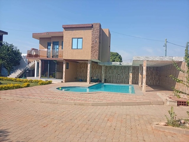 Casa para Arrendamento em Maputo - 2