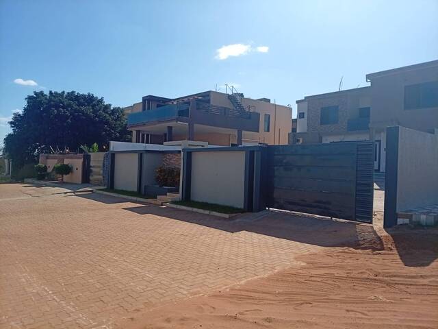 Casa para Arrendamento em Maputo - 4