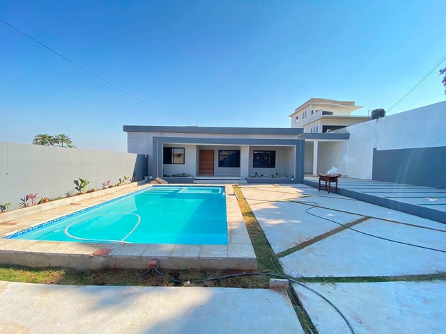#7716 - Casa para Venda em Maputo - Maputo - 1