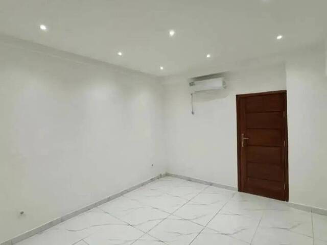 Apartamento para Arrendamento em Maputo - 2