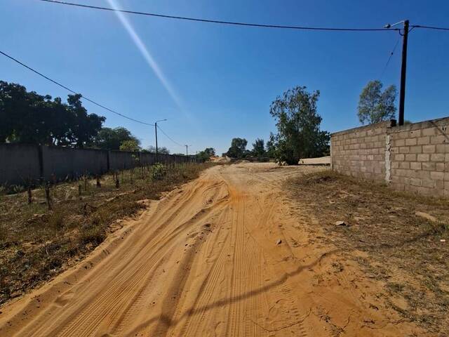 Terreno para Venda em Maputo - 3